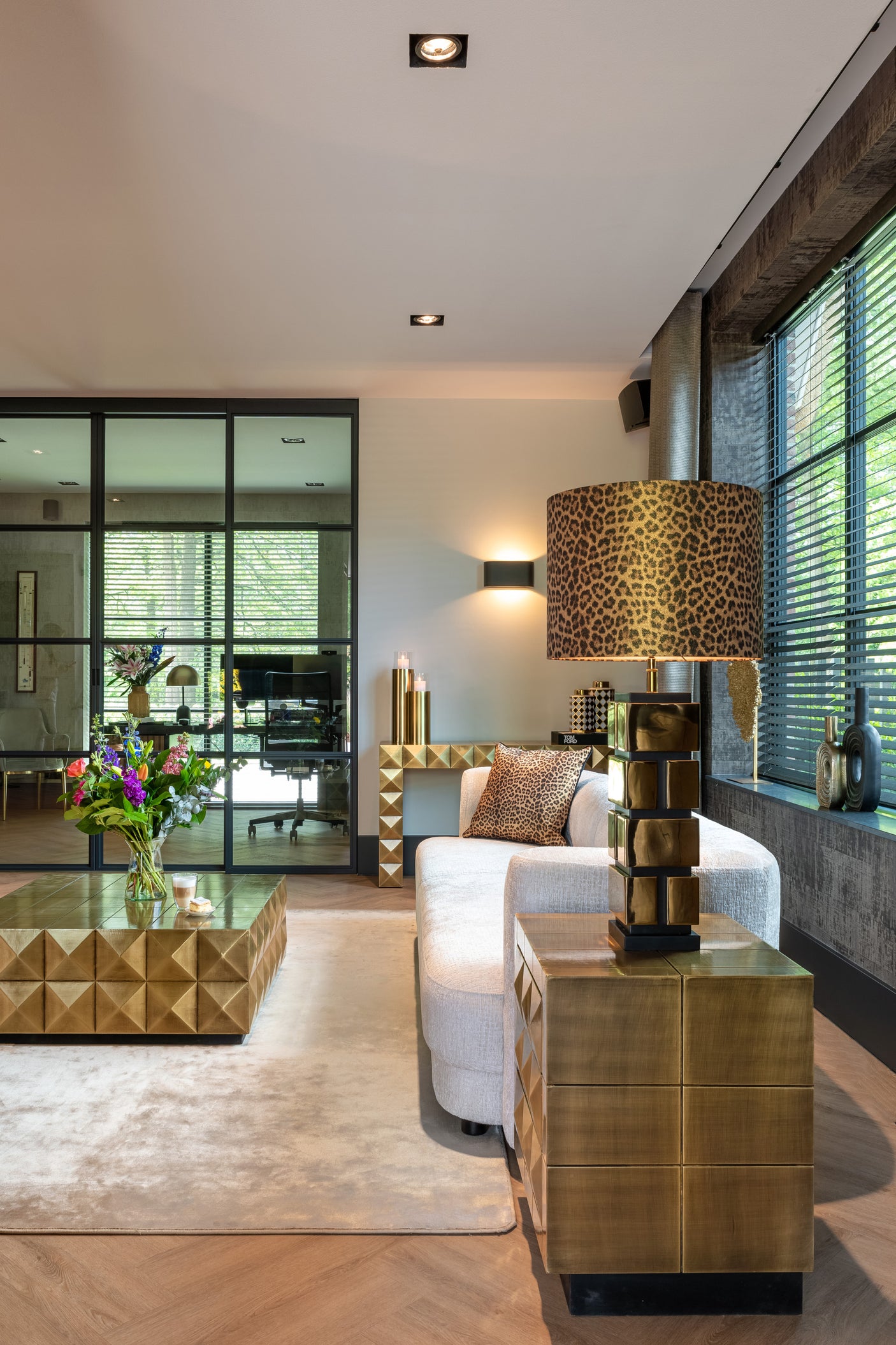 Salongbord Collada børstet gull inkl. glassplate Richmond Interiors Sofabord