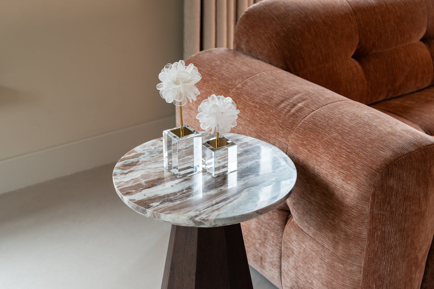 End table Oberoy Blush beige 45Ø Richmond Interiors Sidebord