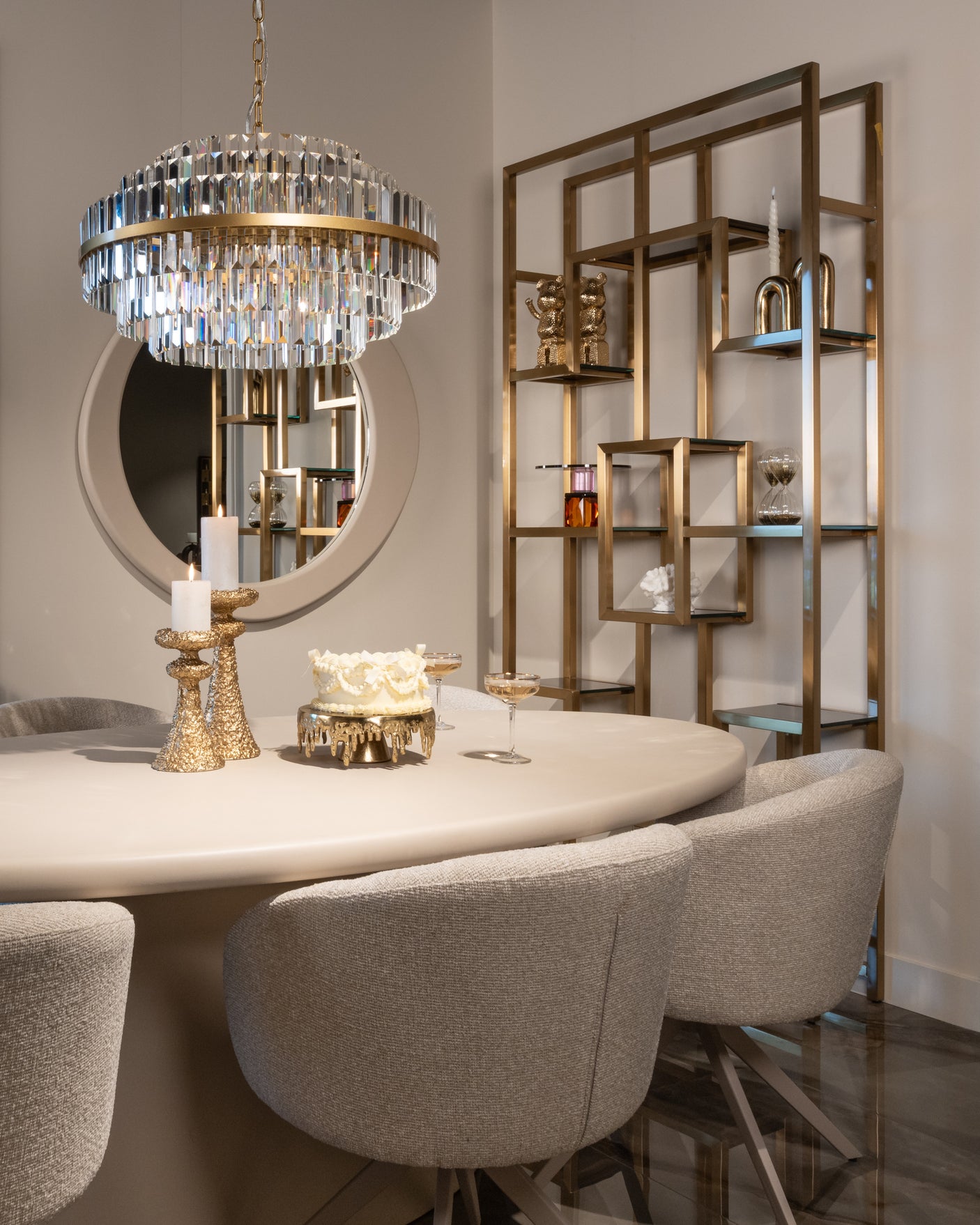 Spisestol Olivia biscotti svingbar Richmond Interiors Spisestol