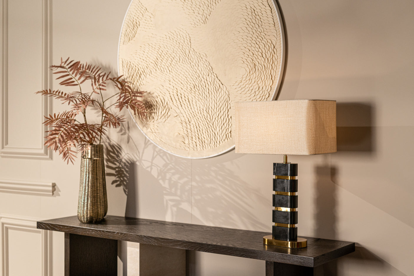 Bordlampe Levina svart/gull Richmond Interiors Bordlampe