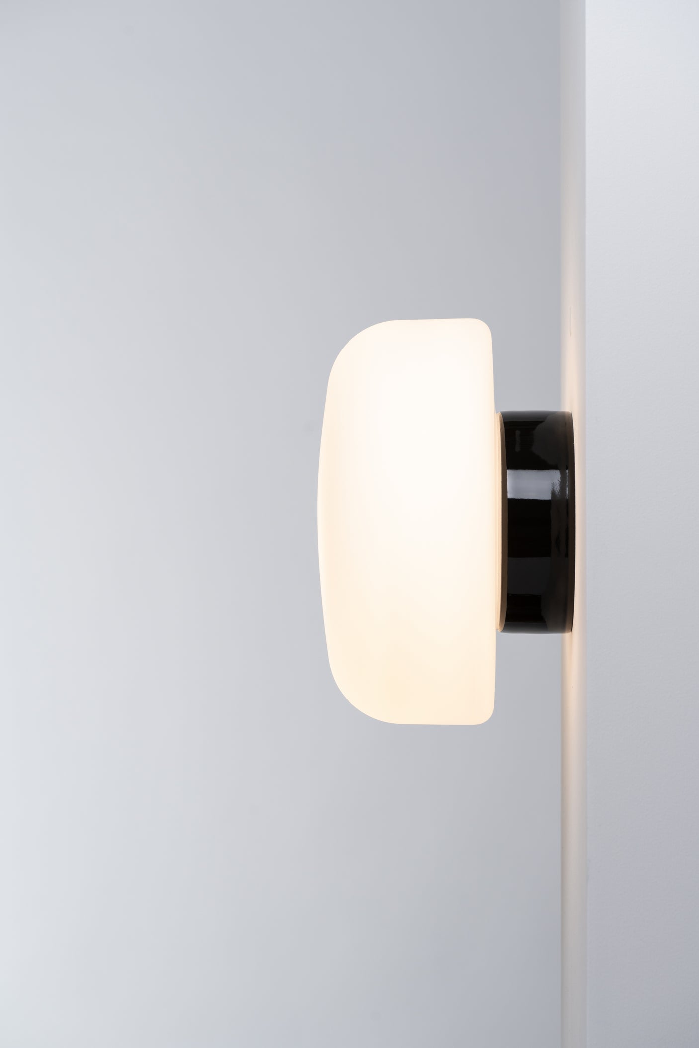 Solenne Ø250 Taklampe/Vegglampe E27 IP44 Ifö Electric Taklampe/Vegglampe