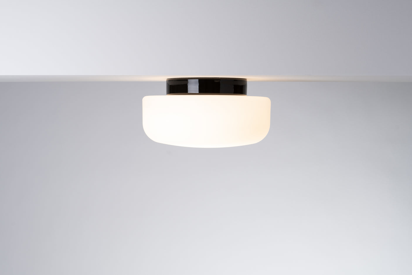 Solenne Ø320 Taklampe/Vegglampe E27 IP44 Ifö Electric Taklampe/Vegglampe