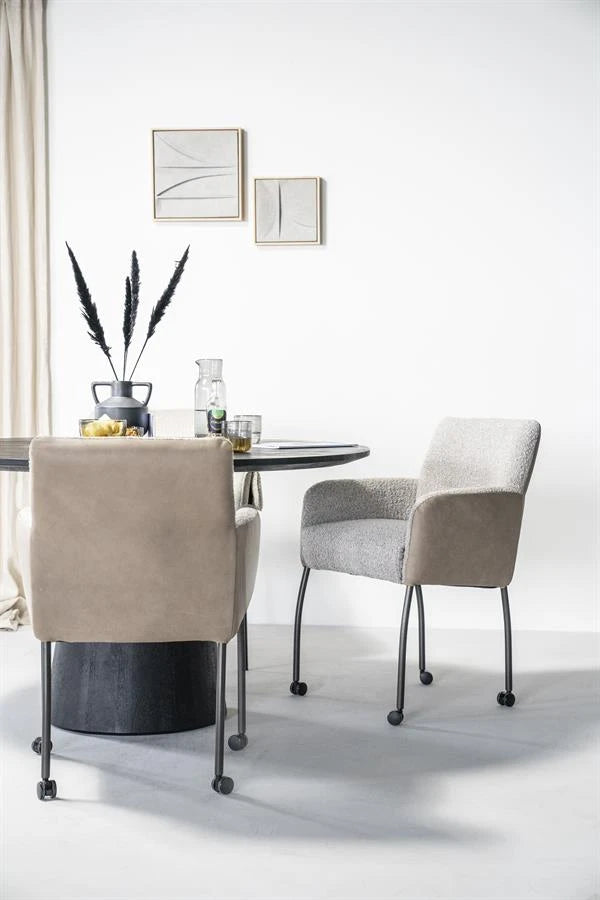 Spisebord Aron rundt 130x76 Eleonora Spisebord