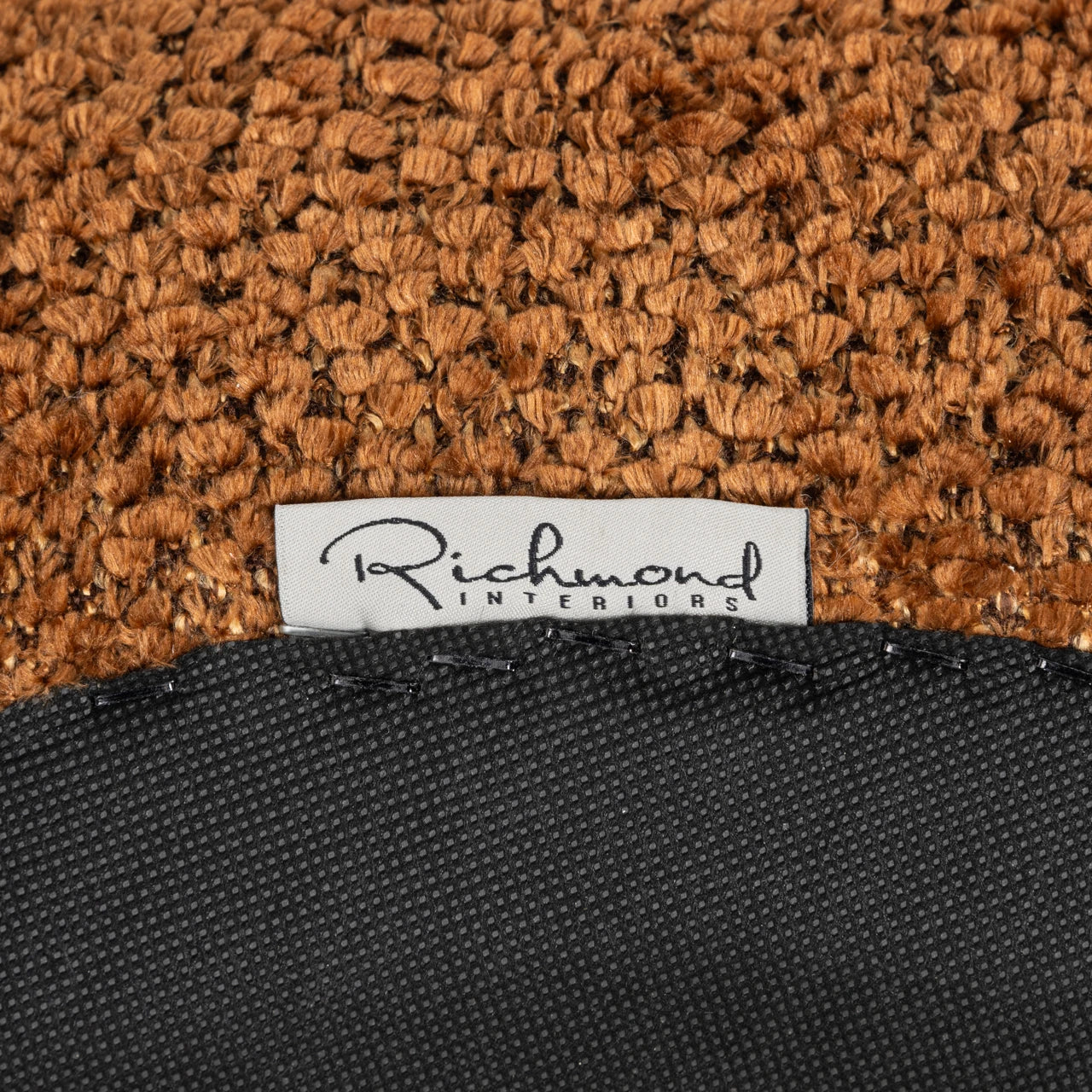 Pouffe & fotkrakk Jace nydelig kanel Richmond Interiors Pall