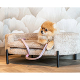 Kjæledyrseng Dolly beige blokkvev Richmond Interiors Pledd