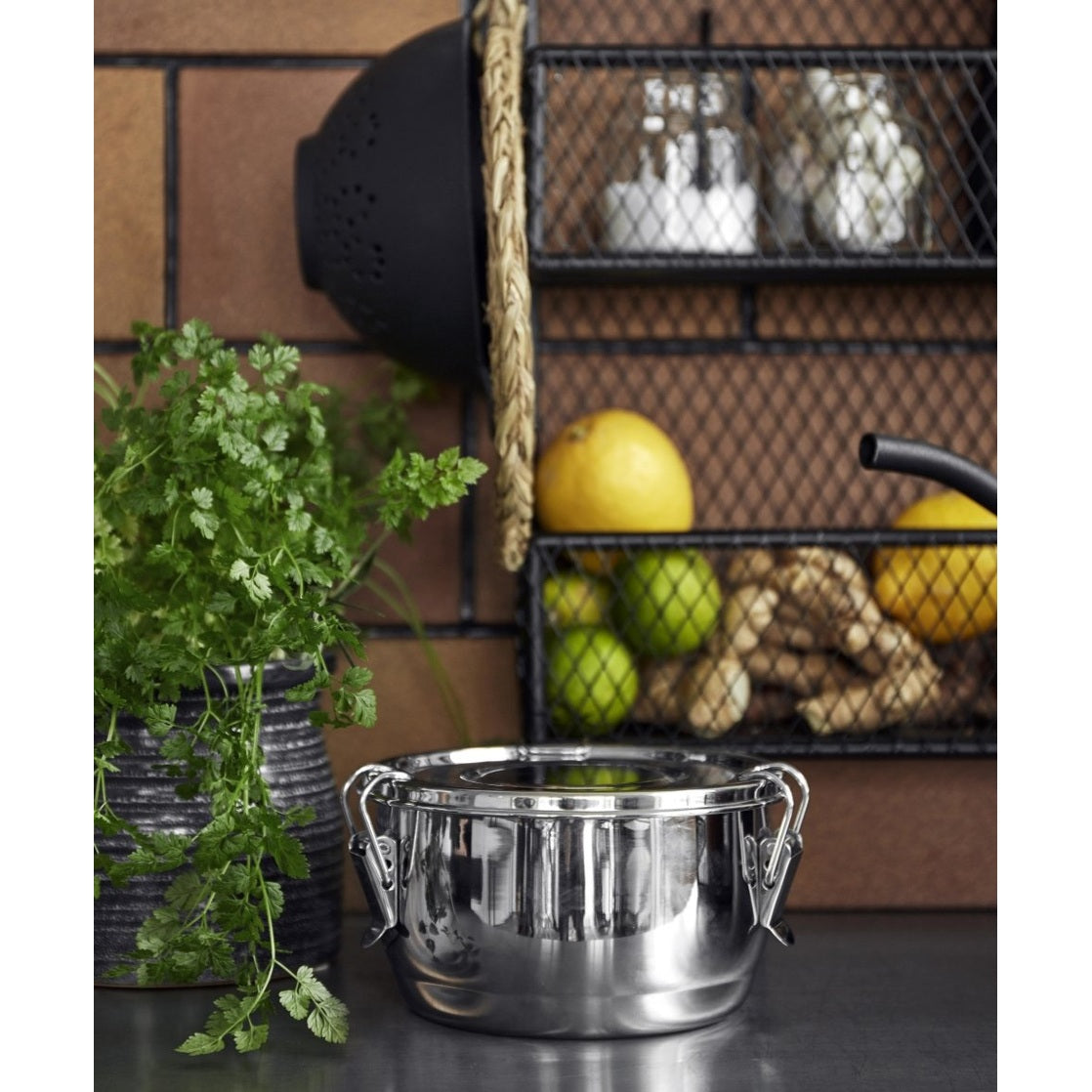 CANI rund matkasse i rustfritt stål - ø15 cm Nordal KITCHEN AC