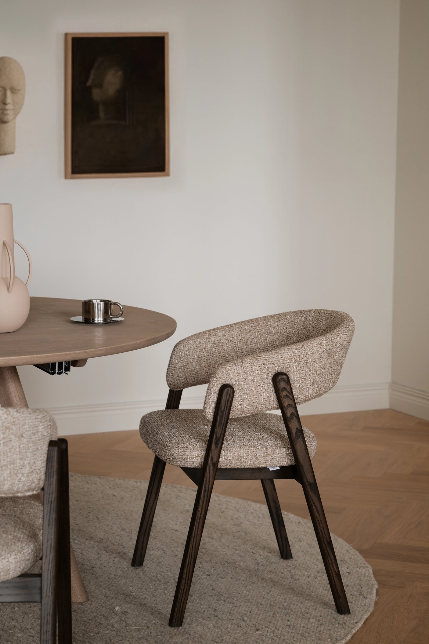 Barnaby lenestol mørk beige/brun Rowico Lenestol