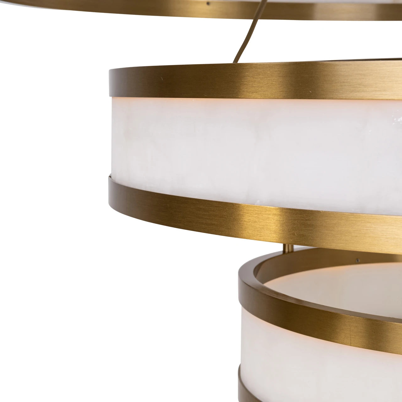 Lysekrone Cealora hvit Richmond Interiors Taklampe