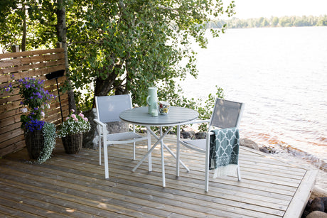 Parma cafébord ø90 + Copacabana Karmstol Venture Design Spisegruppe