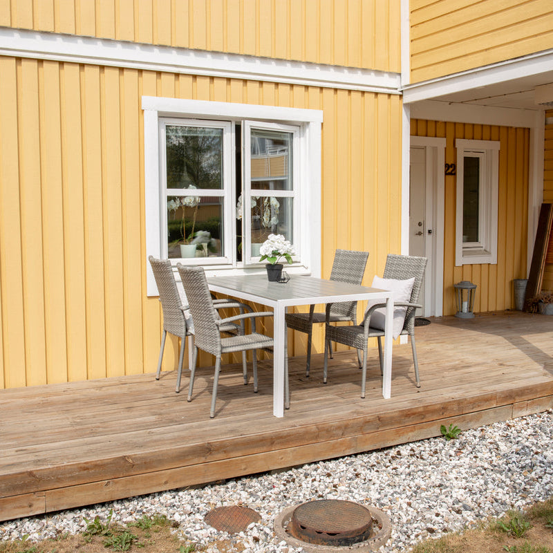 Pause spisebord 205*90 + Anna Karmstol Venture Design Spisegruppe
