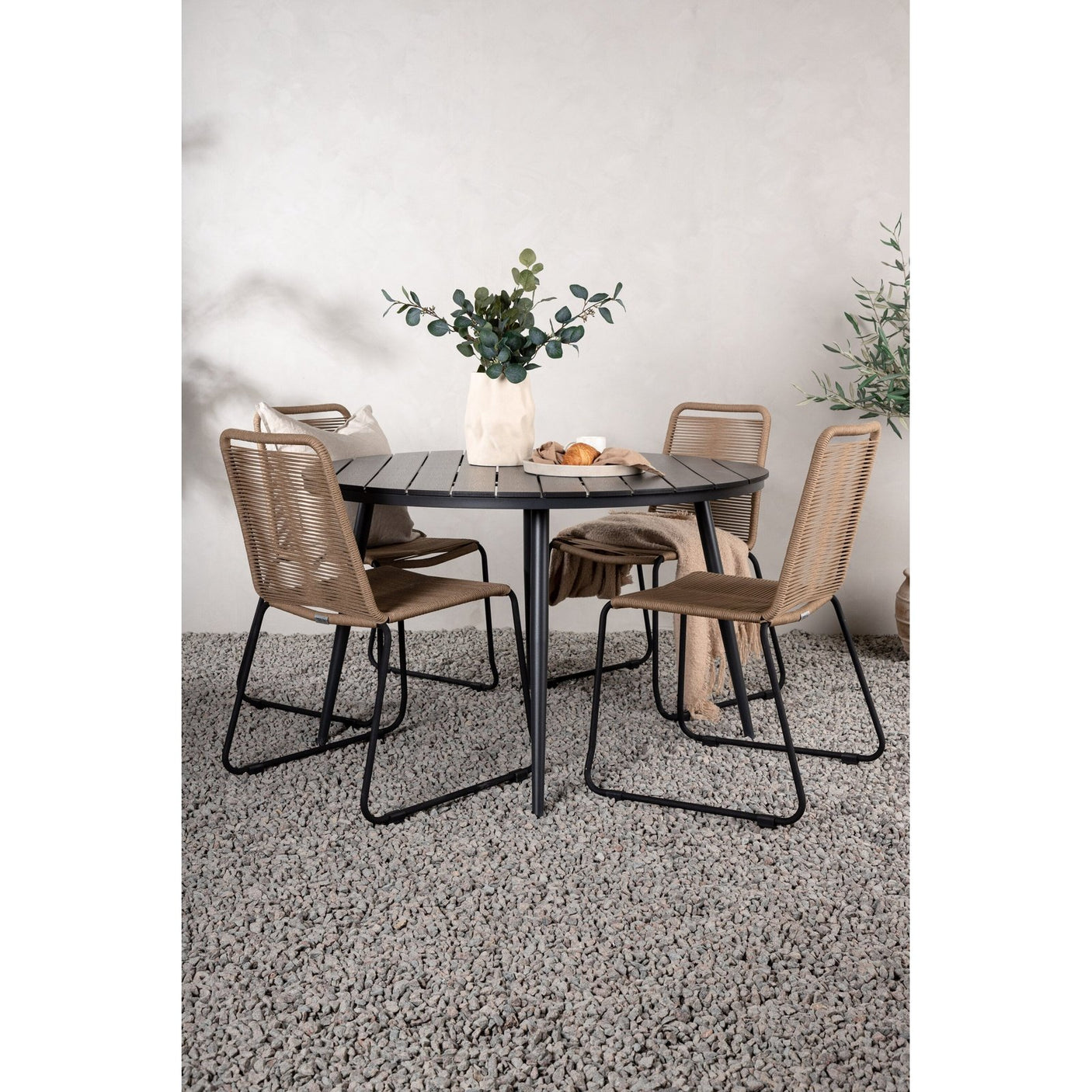 Break Spisebord Rundt 120ø + Lindos Venture Design Spisegruppe