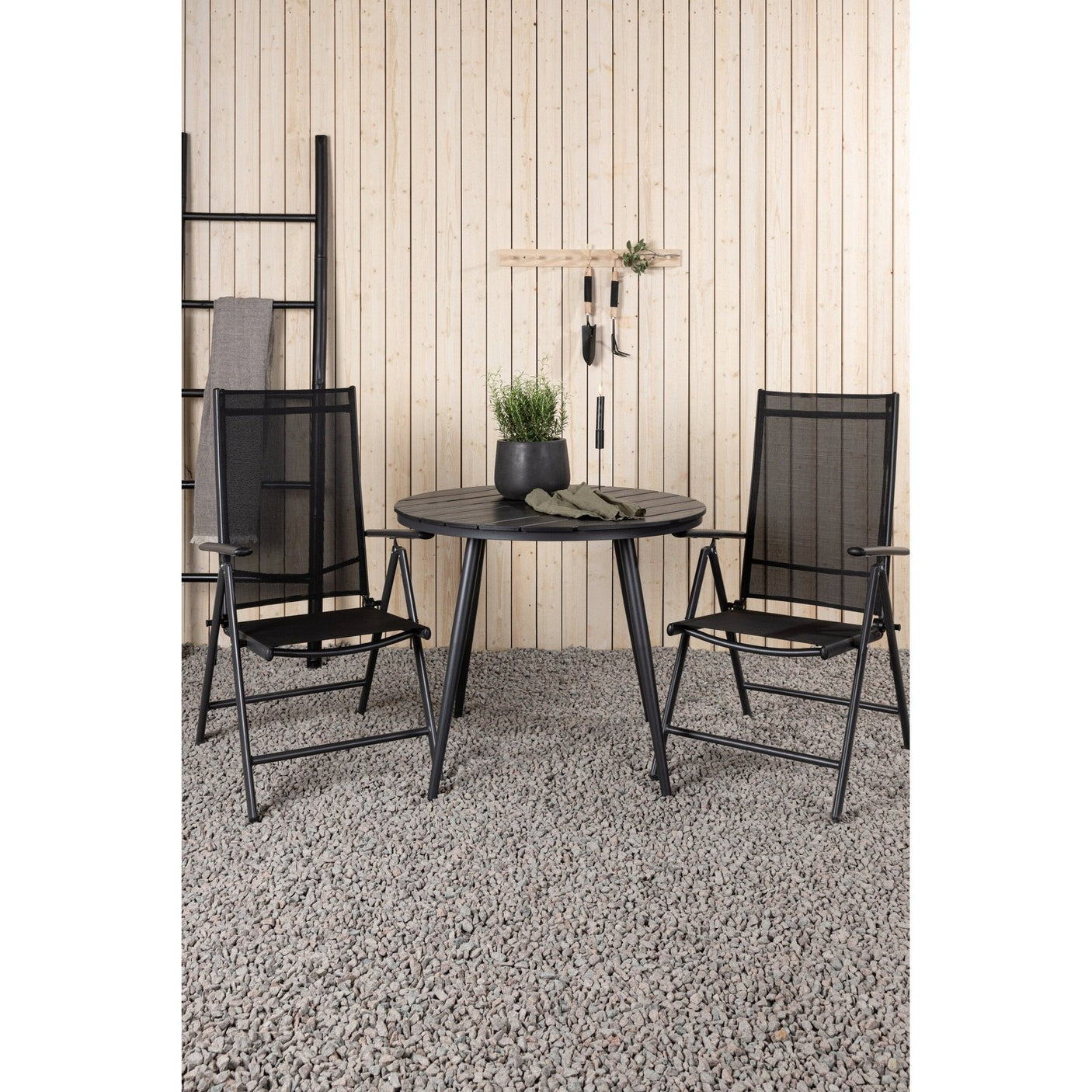 Break Spisebord Rundt 90ø + Break stoler Venture Design Spisegruppe