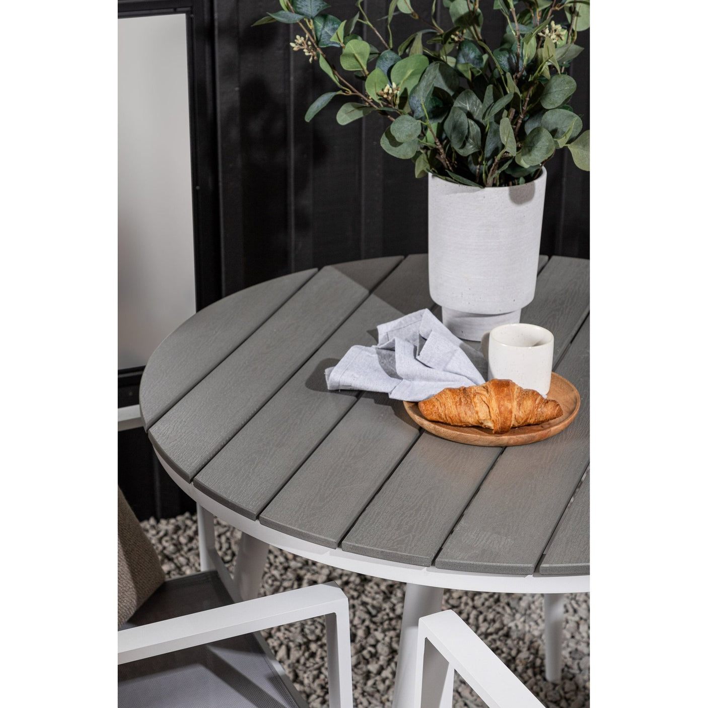 Break Spisebord Rundt 90ø + Copacabana Venture Design Spisegruppe