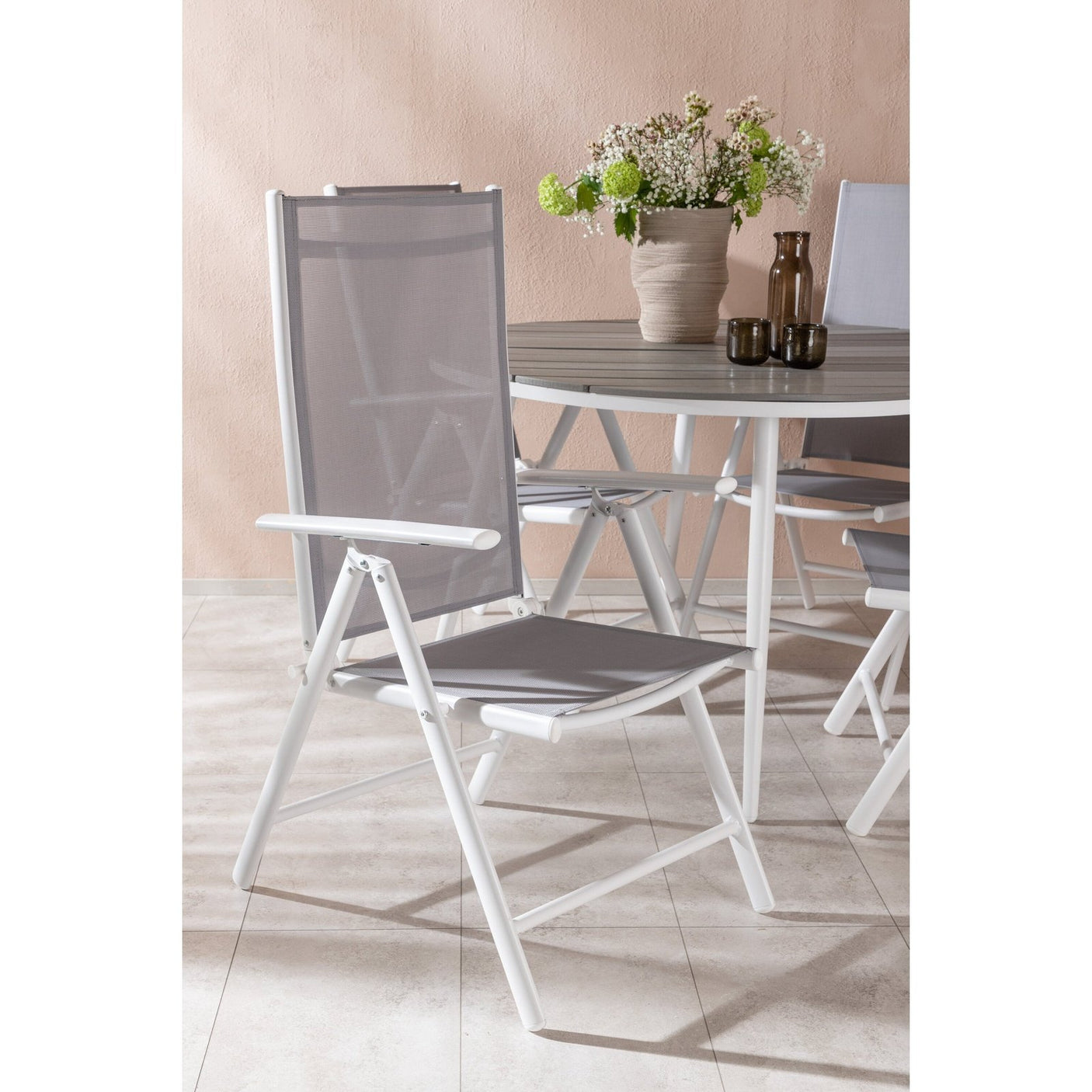 Break Spisebord Rundt 120ø + Break stoler Venture Design Spisegruppe