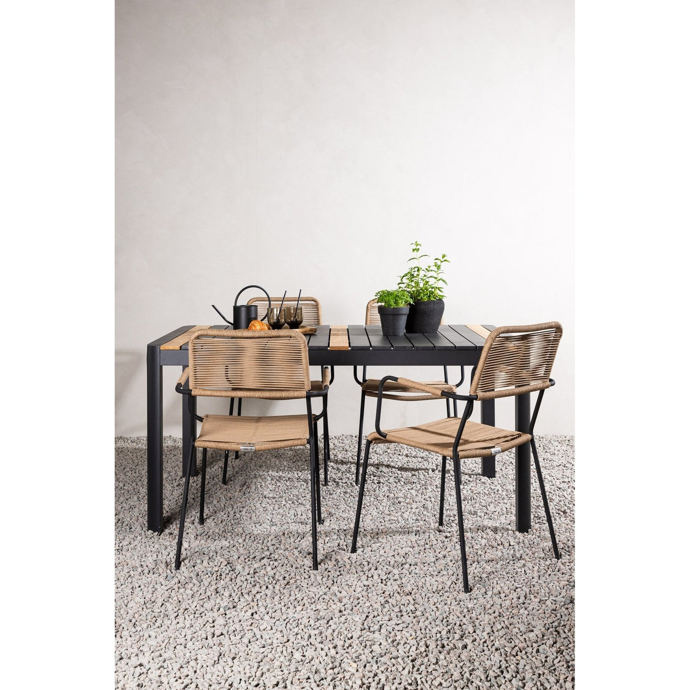 Togo Spisebord 150*100 + Lindos Lenestol Venture Design Spisegruppe