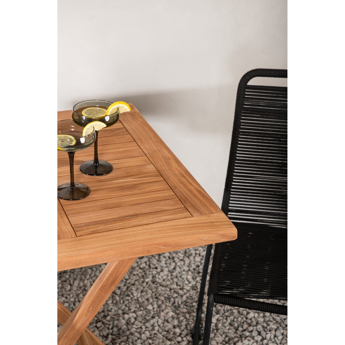 Kenya foldbart bord 70*70cm + Lindos stol Venture Design Spisegruppe