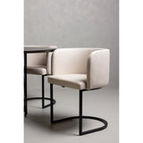 Stone rundt spisebord + Simrishman spisestoler Venture Design Spisegruppe