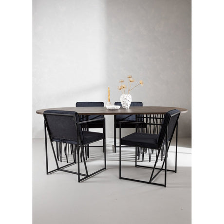 Stone ovalt spisebord + Richmond spisestoler Venture Design Spisegruppe