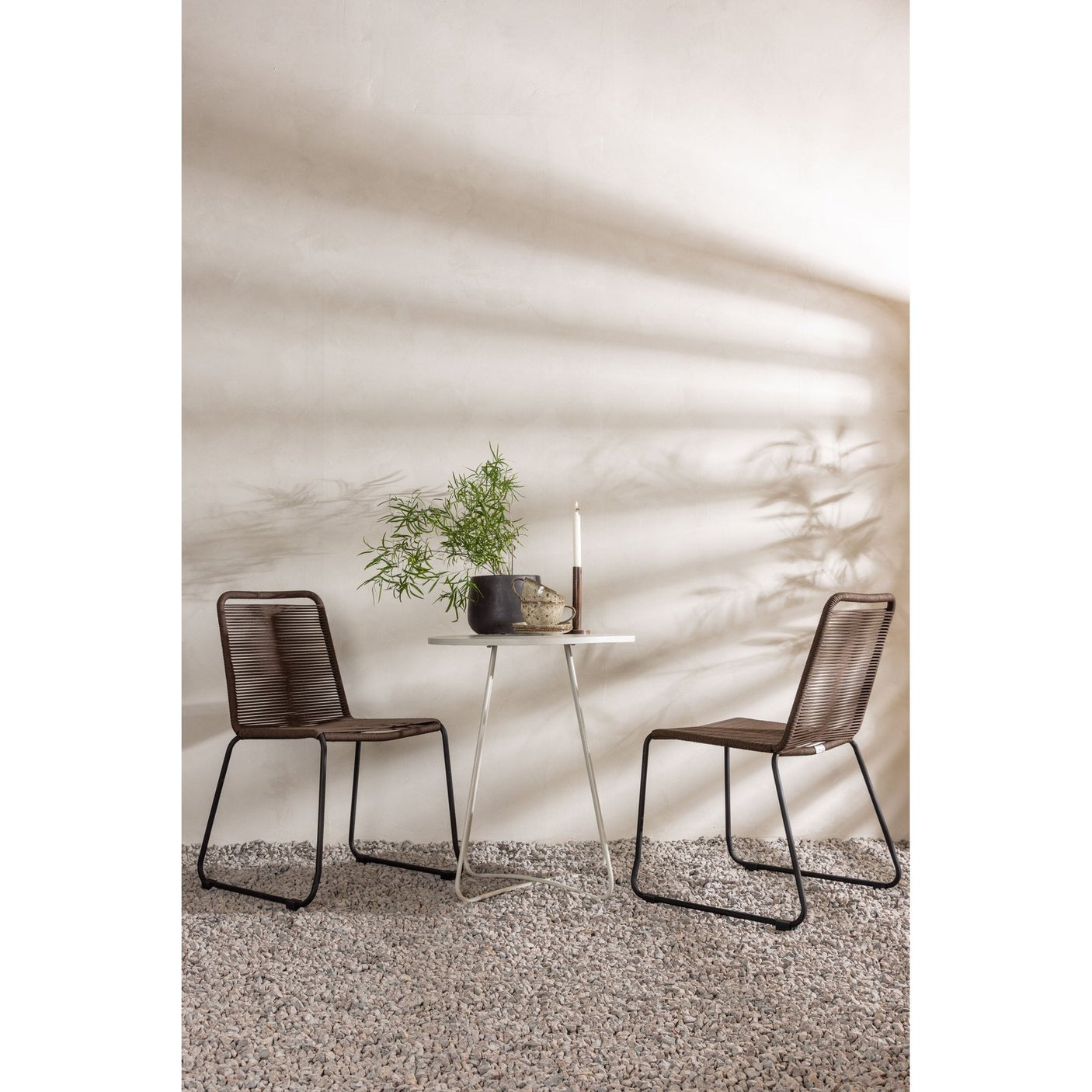 Bacong Cafébord + Lindos spisestoler Venture Design Spisegruppe