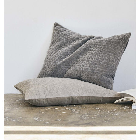 MIZAR-pustelager i velour m/kretser - 50x70 - grå Nordal PILLOWS