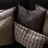 TRAVERSE BLACK/LINEN Putetrekk Artwood Pute