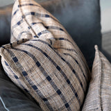 TRAVERSE BLACK/LINEN Putetrekk Artwood Pute
