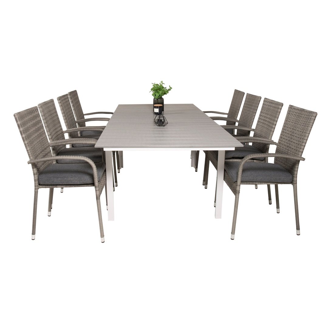 Levels bord 160/240 + Anna stoler Venture Design Spisegruppe