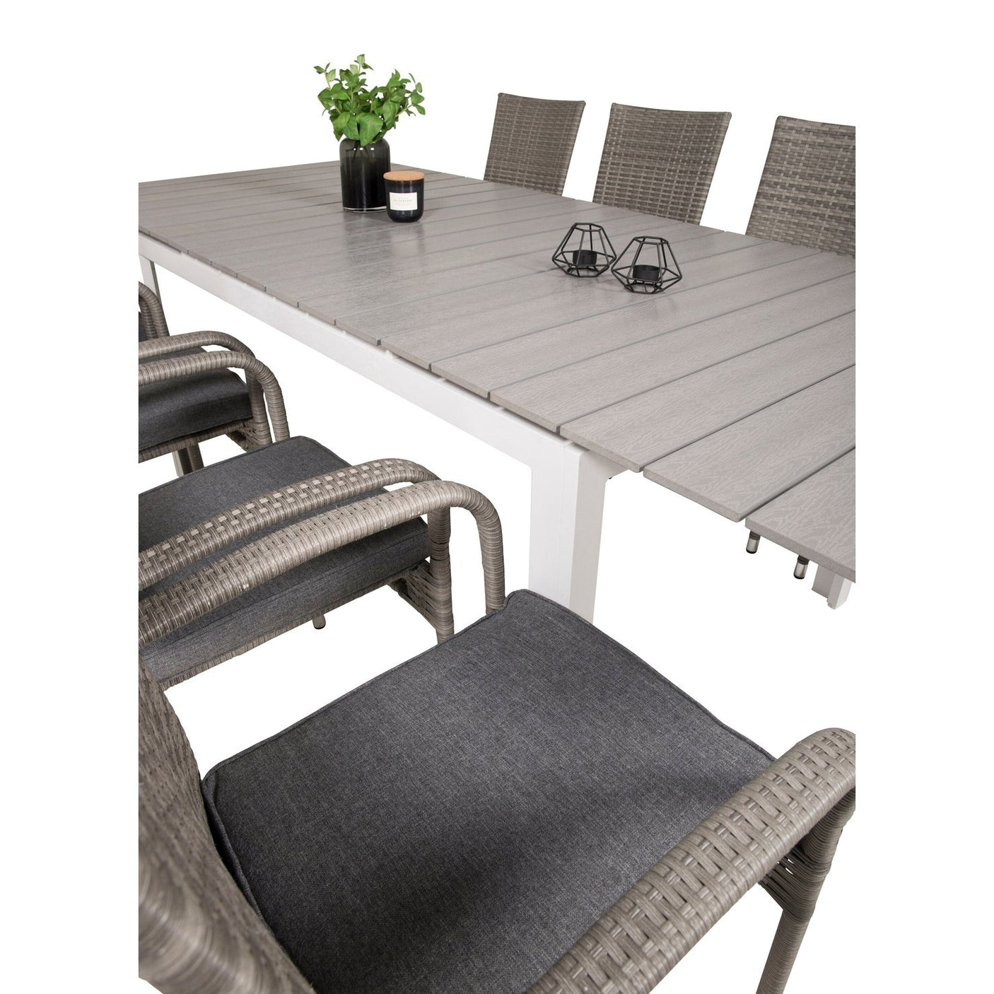 Levels bord 160/240 + Anna stoler Venture Design Spisegruppe