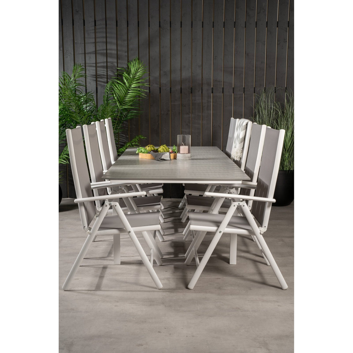 Levels bord 160/240 + Pause stoler Venture Design Spisegruppe