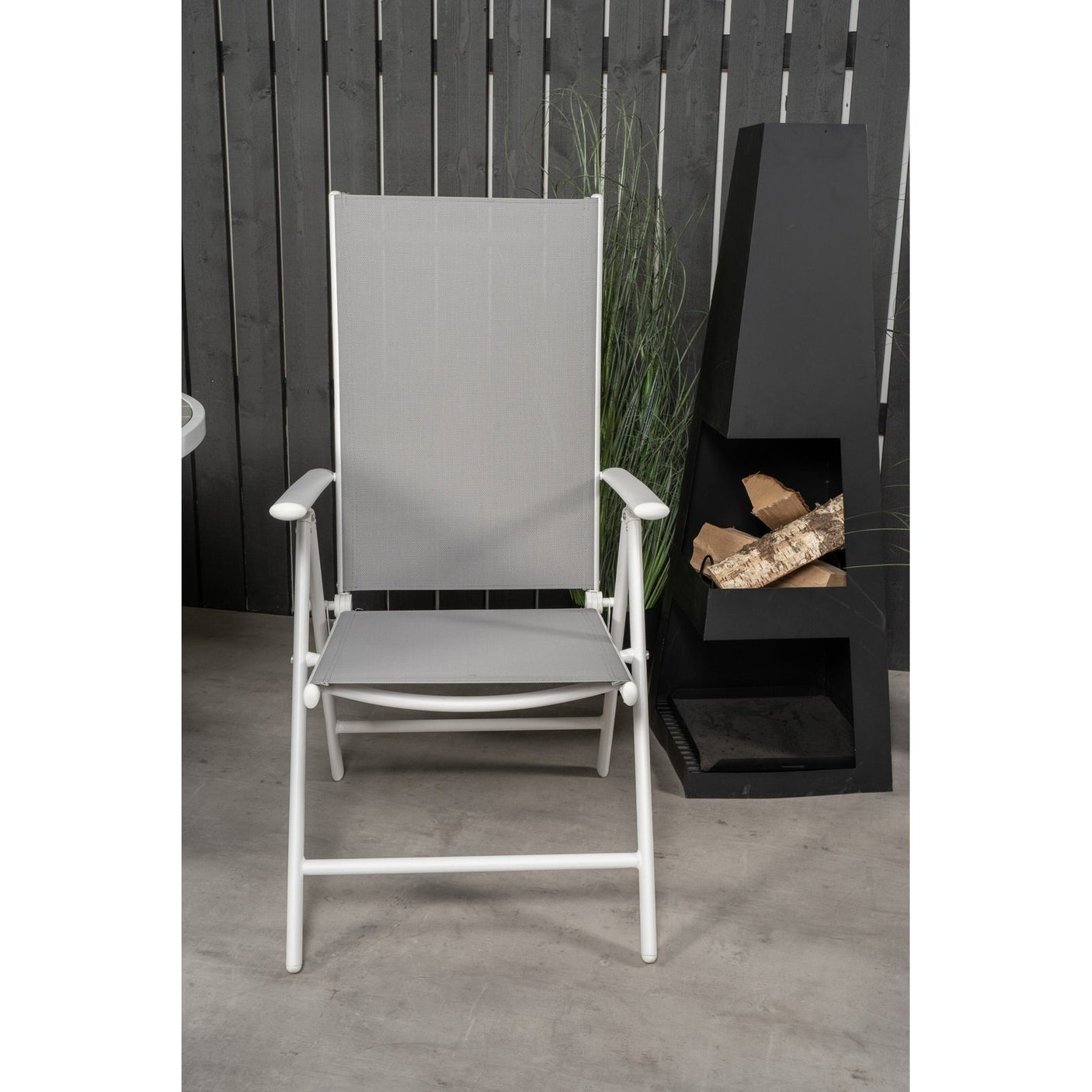 Parma Bord ø 140 + Break stoler Venture Design Spisegruppe