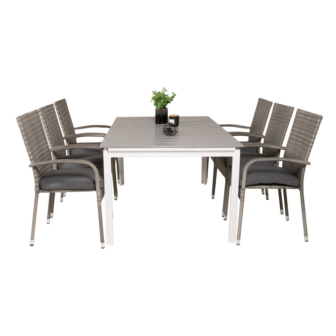 Levels bord 160/240 + Anna stoler Venture Design Spisegruppe