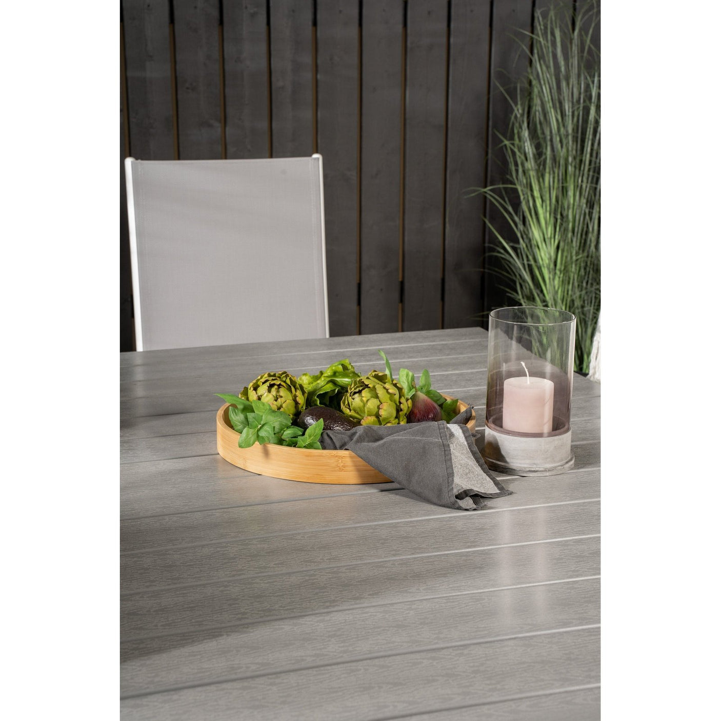 Levels bord 160/240 + Pause stoler Venture Design Spisegruppe