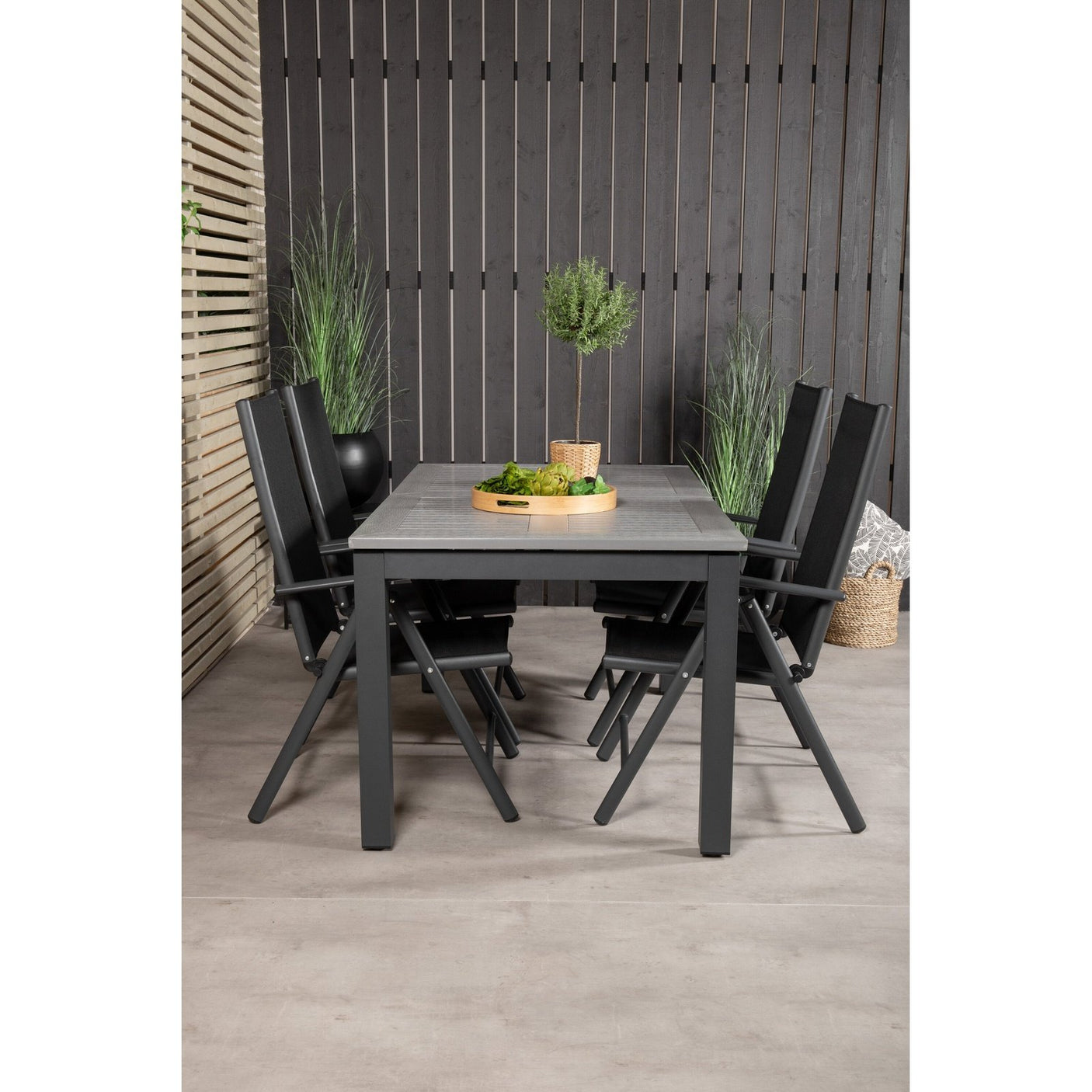 Albany Table 152/210 + Pause stoler Venture Design Spisegruppe