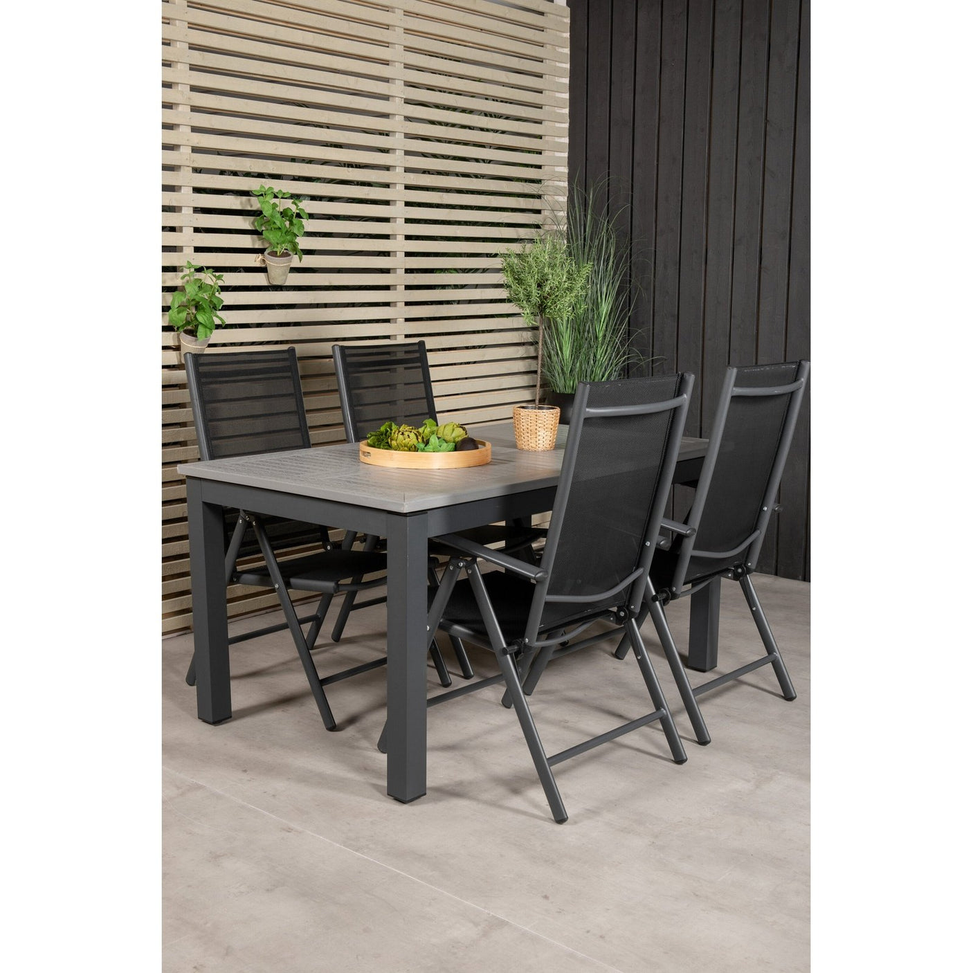 Albany Table 152/210 + Pause stoler Venture Design Spisegruppe