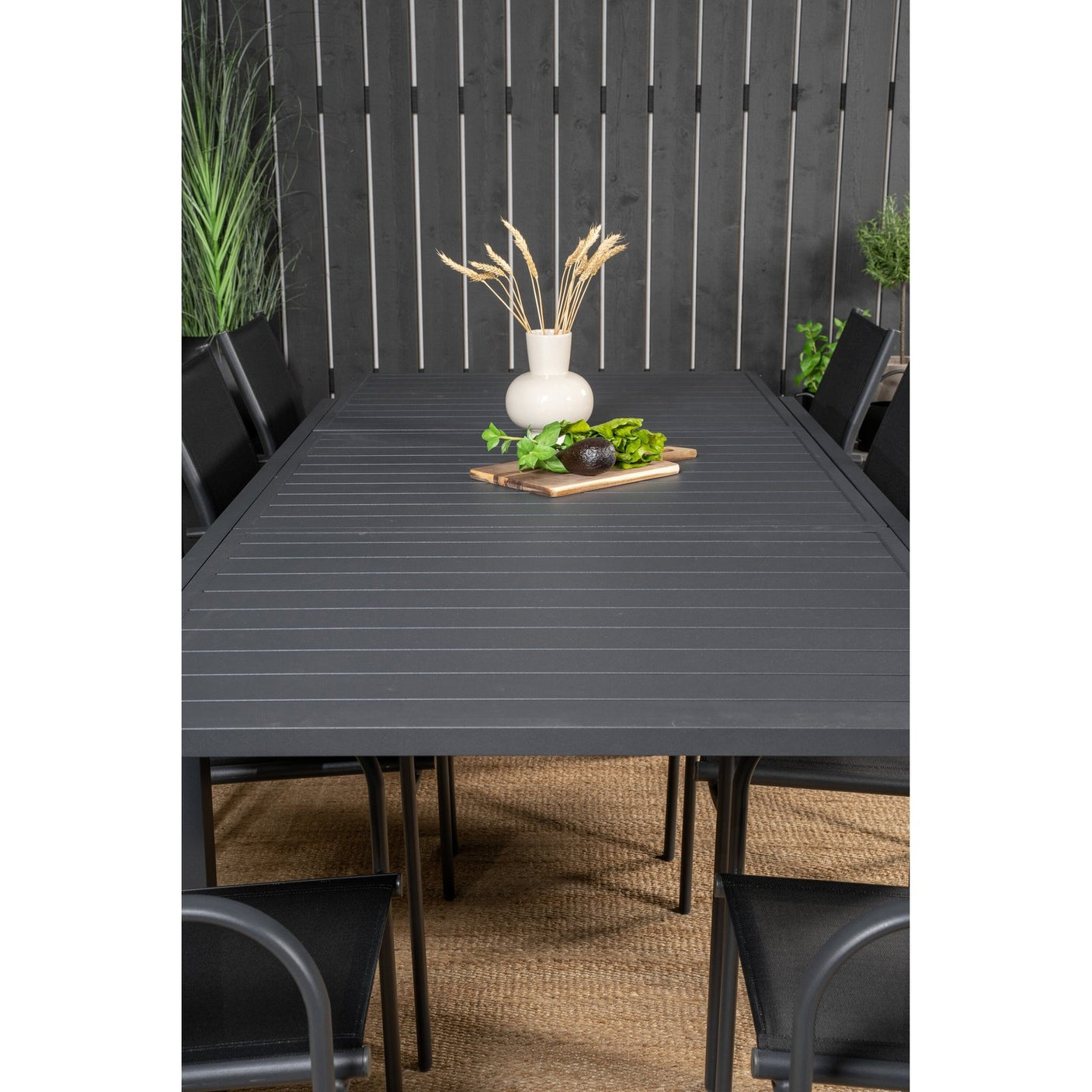 Marbella bord 160/240/ Santorini Armlenstol Venture Design Spisegruppe
