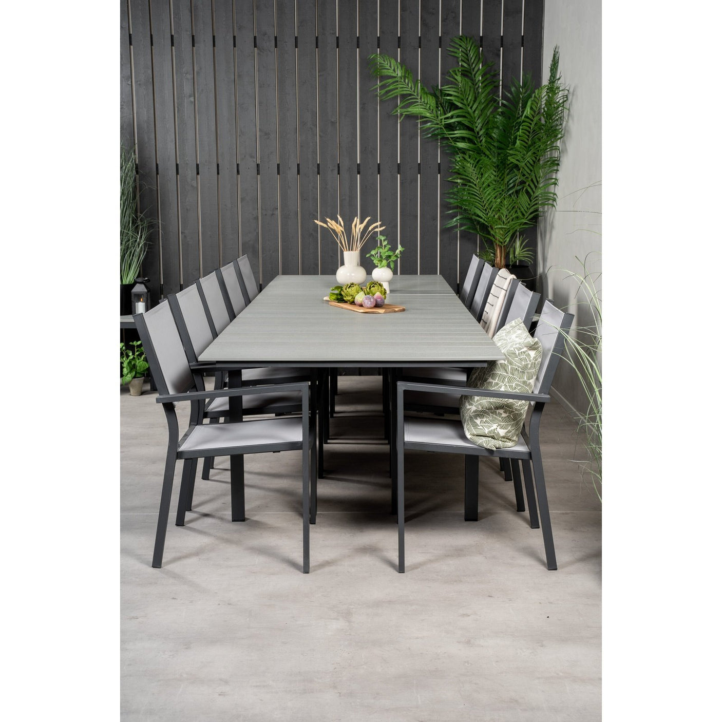 Levels Spisebord 224/324*100 + Copacabana Armstol Venture Design Spisegruppe