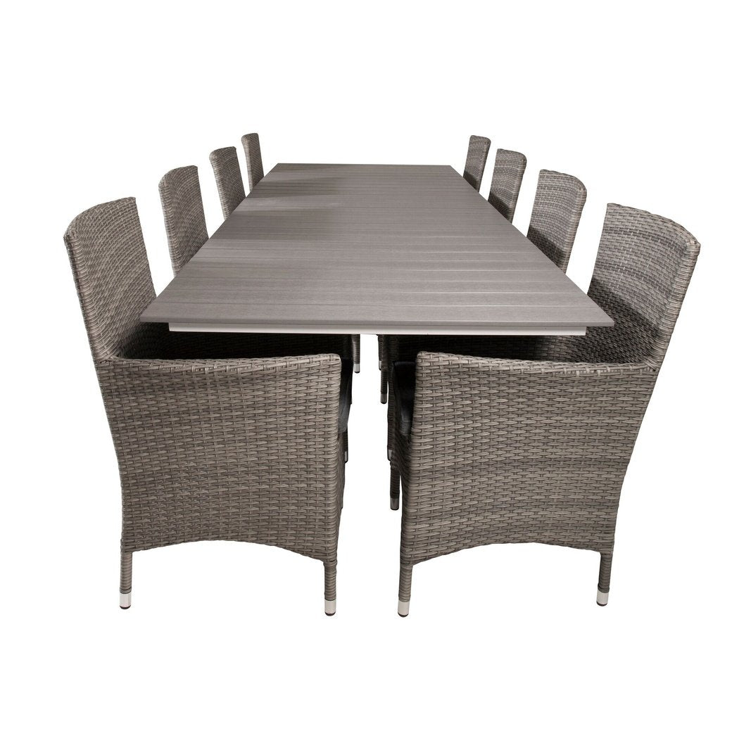 Levels bord 229/310 + Malin Lenestol Venture Design Spisegruppe