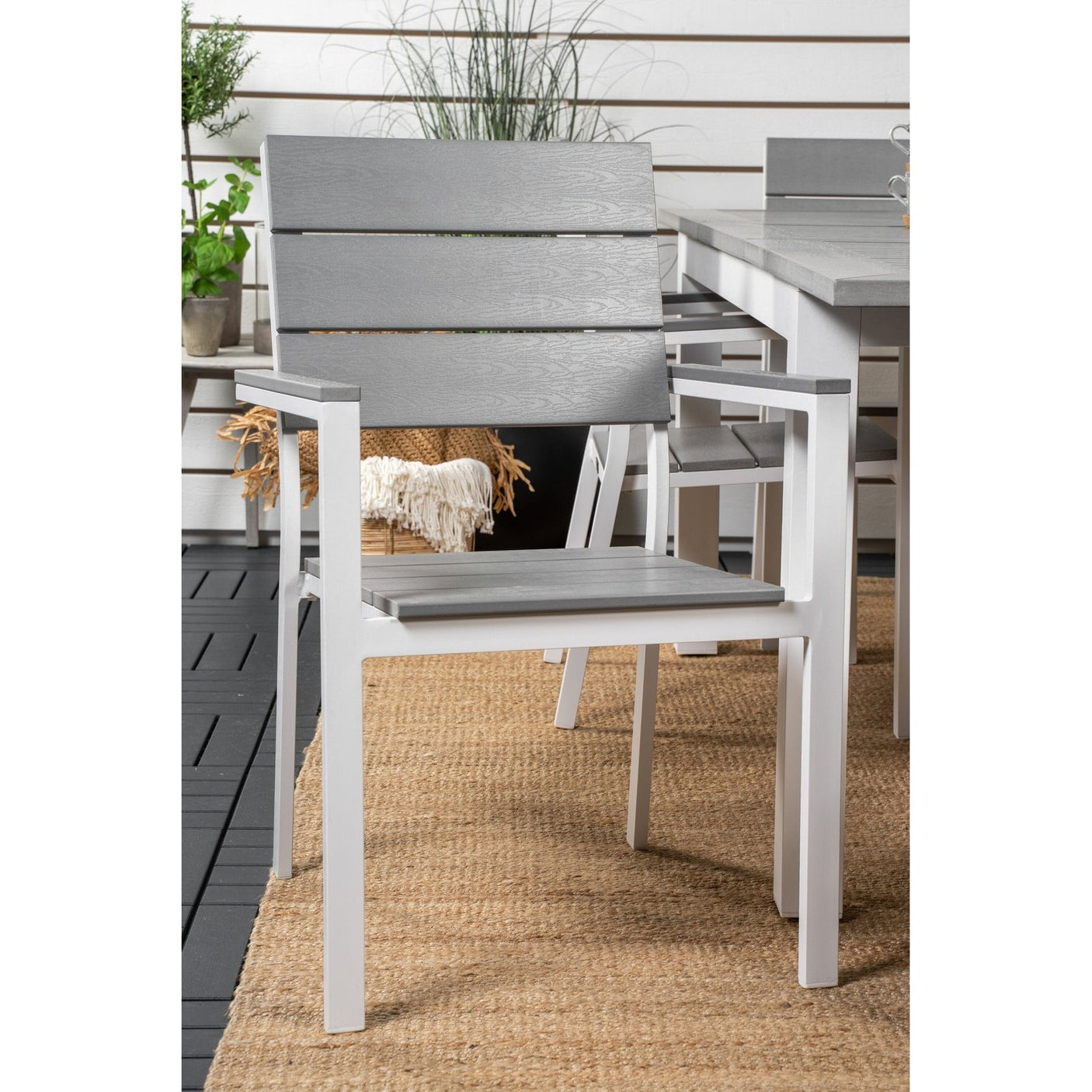 Albany Spisebord 152/210*90 + Levels stol Venture Design Spisegruppe