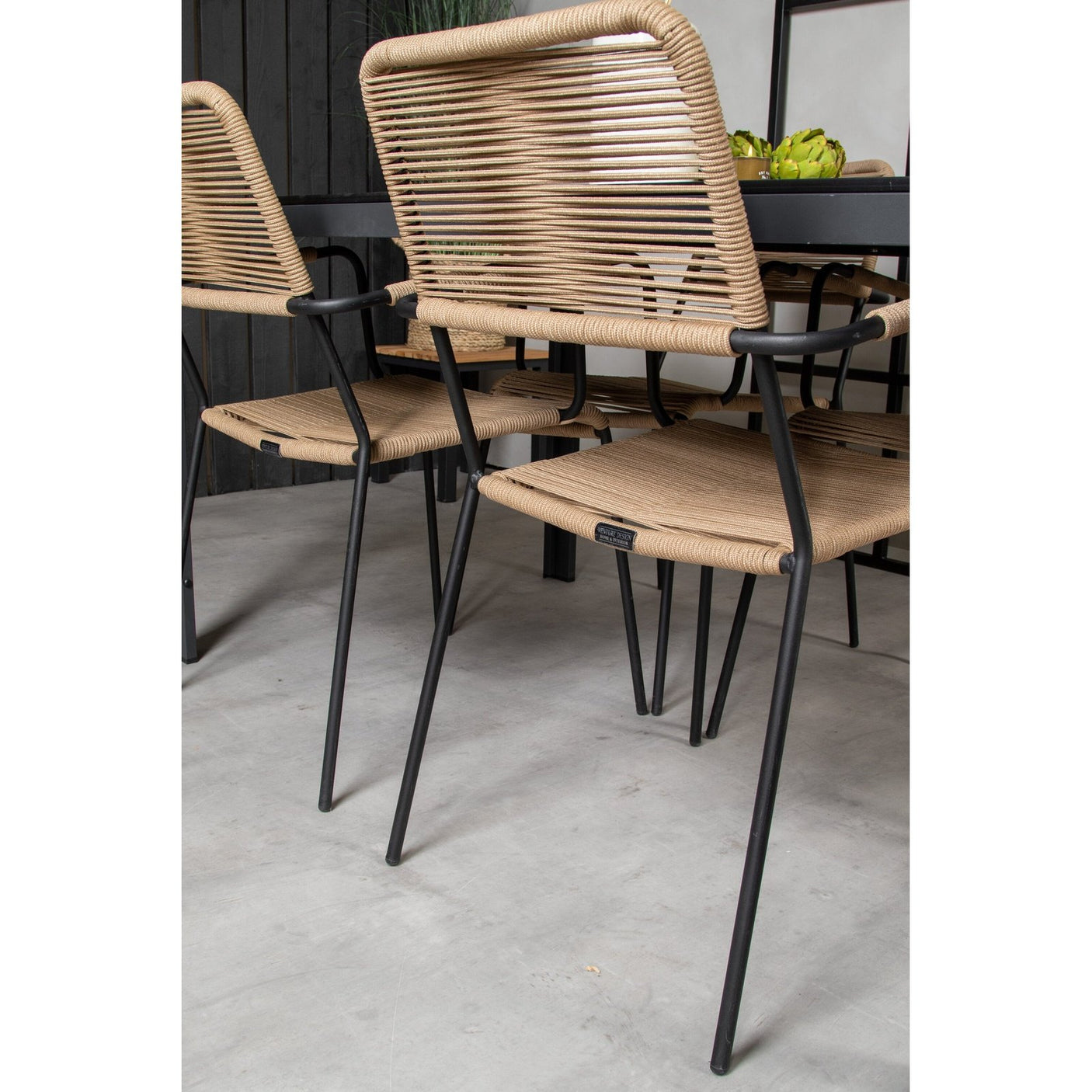 Break spisebord 150*90 + Lindos lenestol Venture Design Spisegruppe