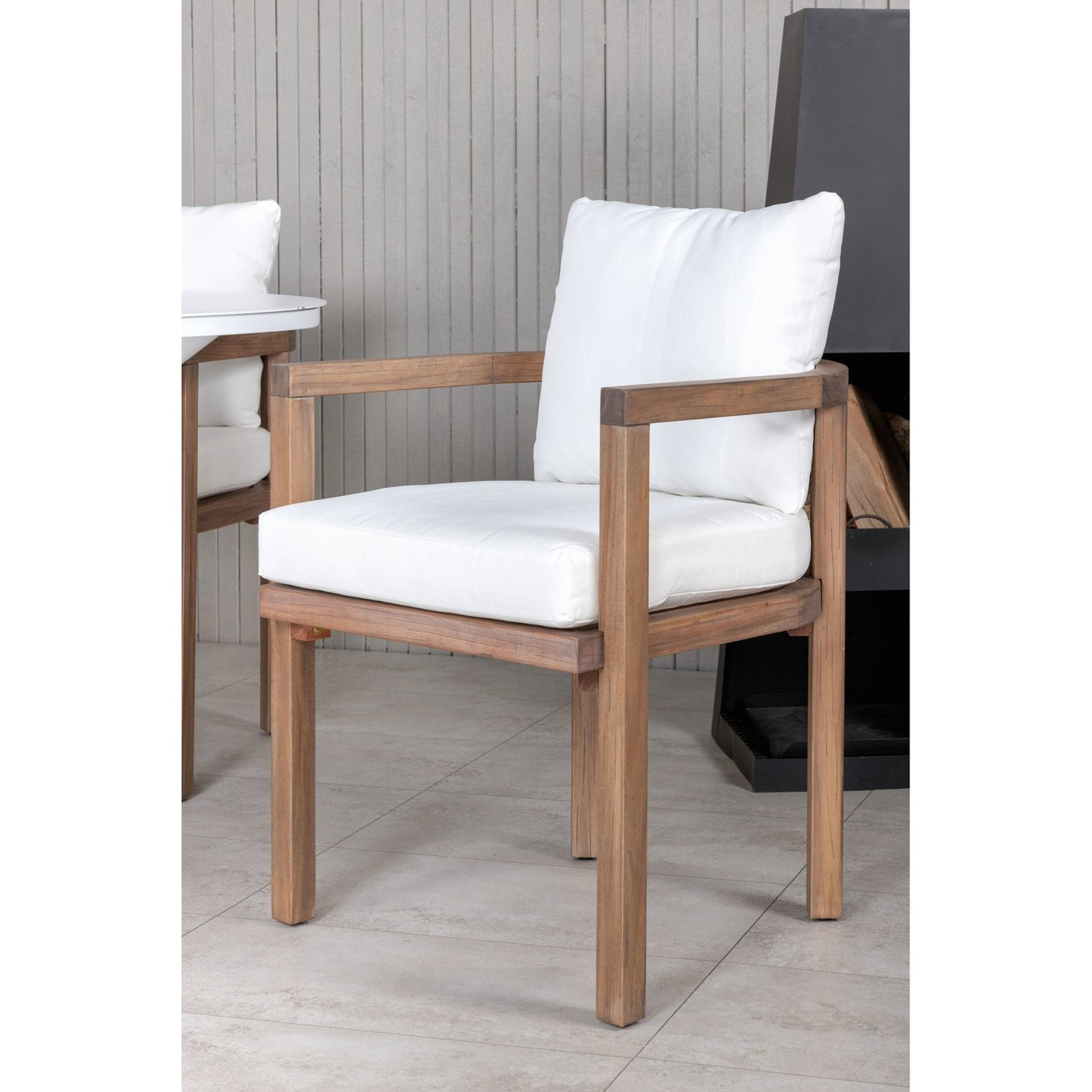 Alma spisebord ø120cm + Erica spisestoler Venture Design Spisegruppe