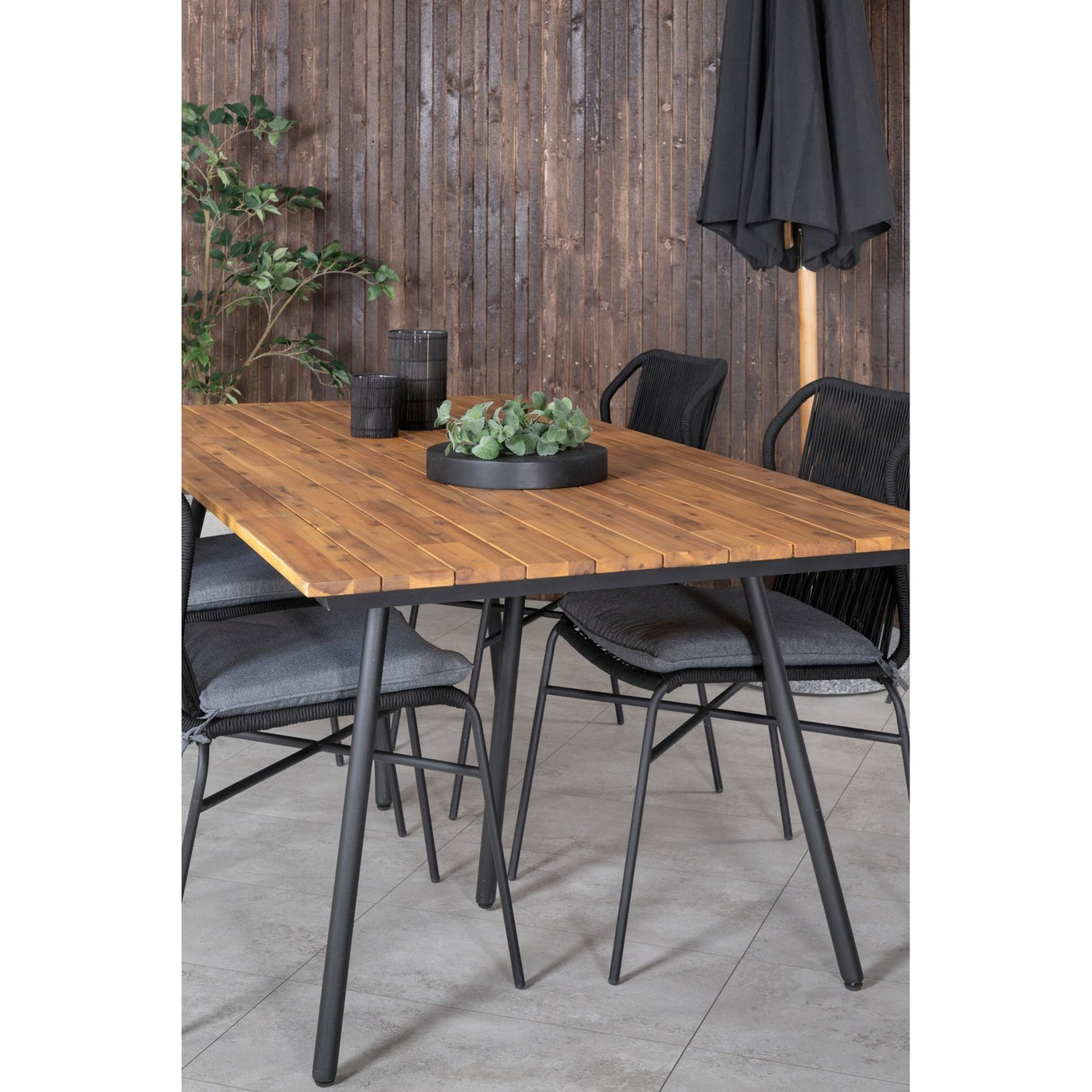 Chan spisebord 200cm + Julian spisestoler Venture Design Spisegruppe