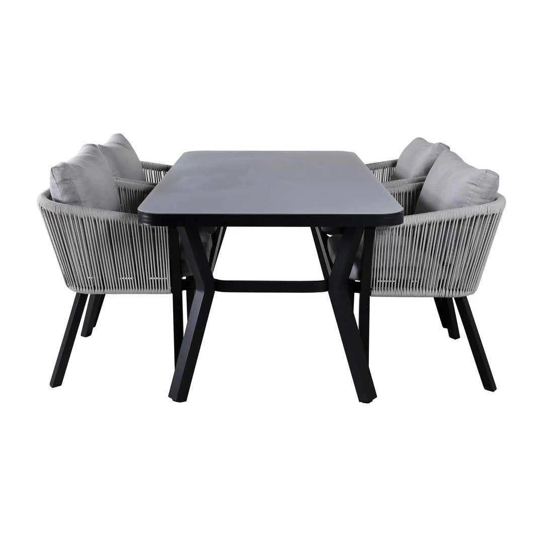 Virya spisebord + Virya spisestoler Venture Design Spisegruppe