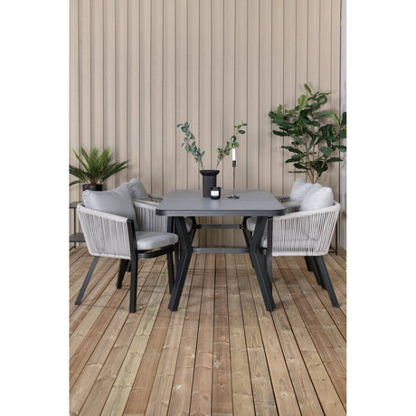 Virya spisebord + Virya spisestoler Venture Design Spisegruppe