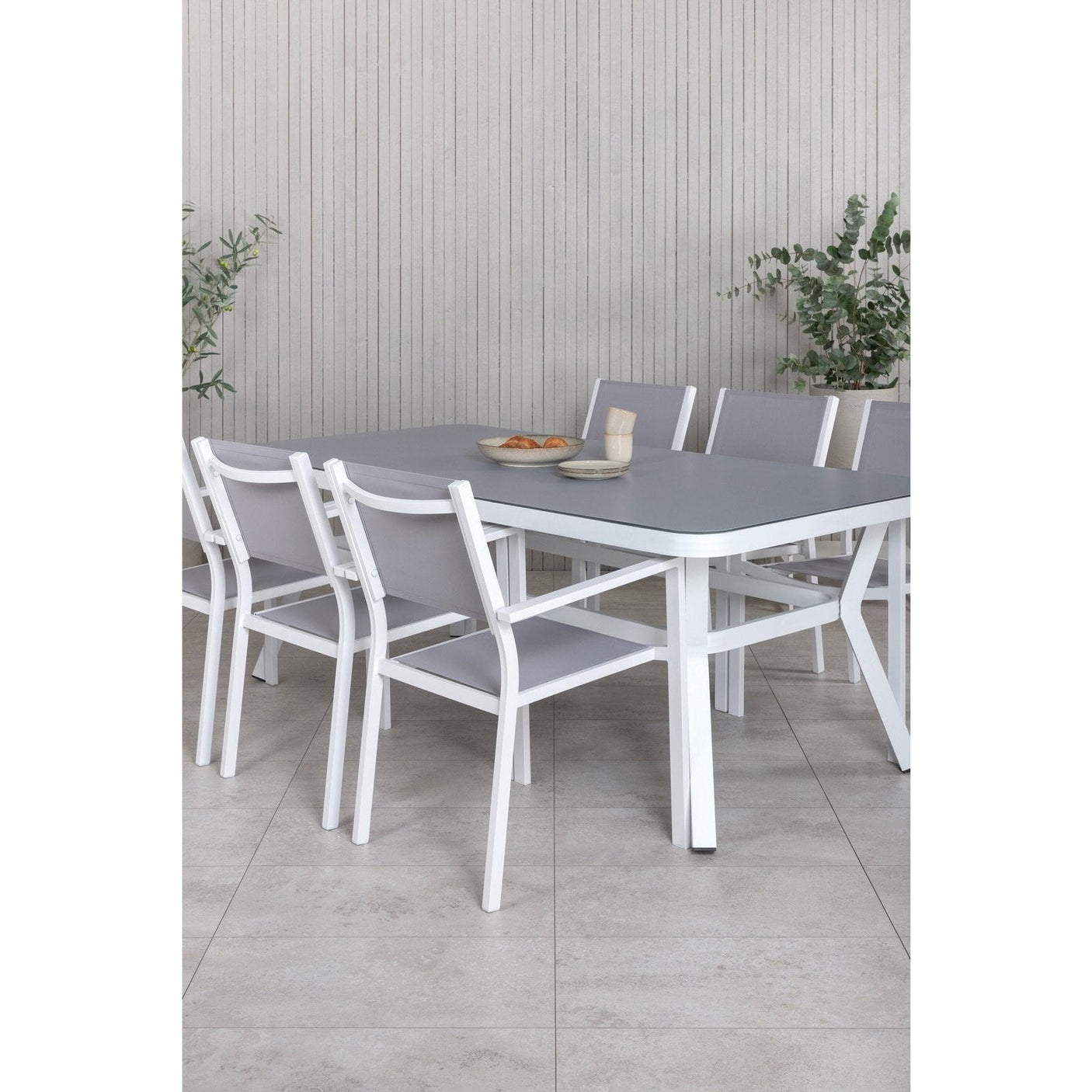 Virya spisebord stort bord + Copacabana / Venture Design Spisegruppe