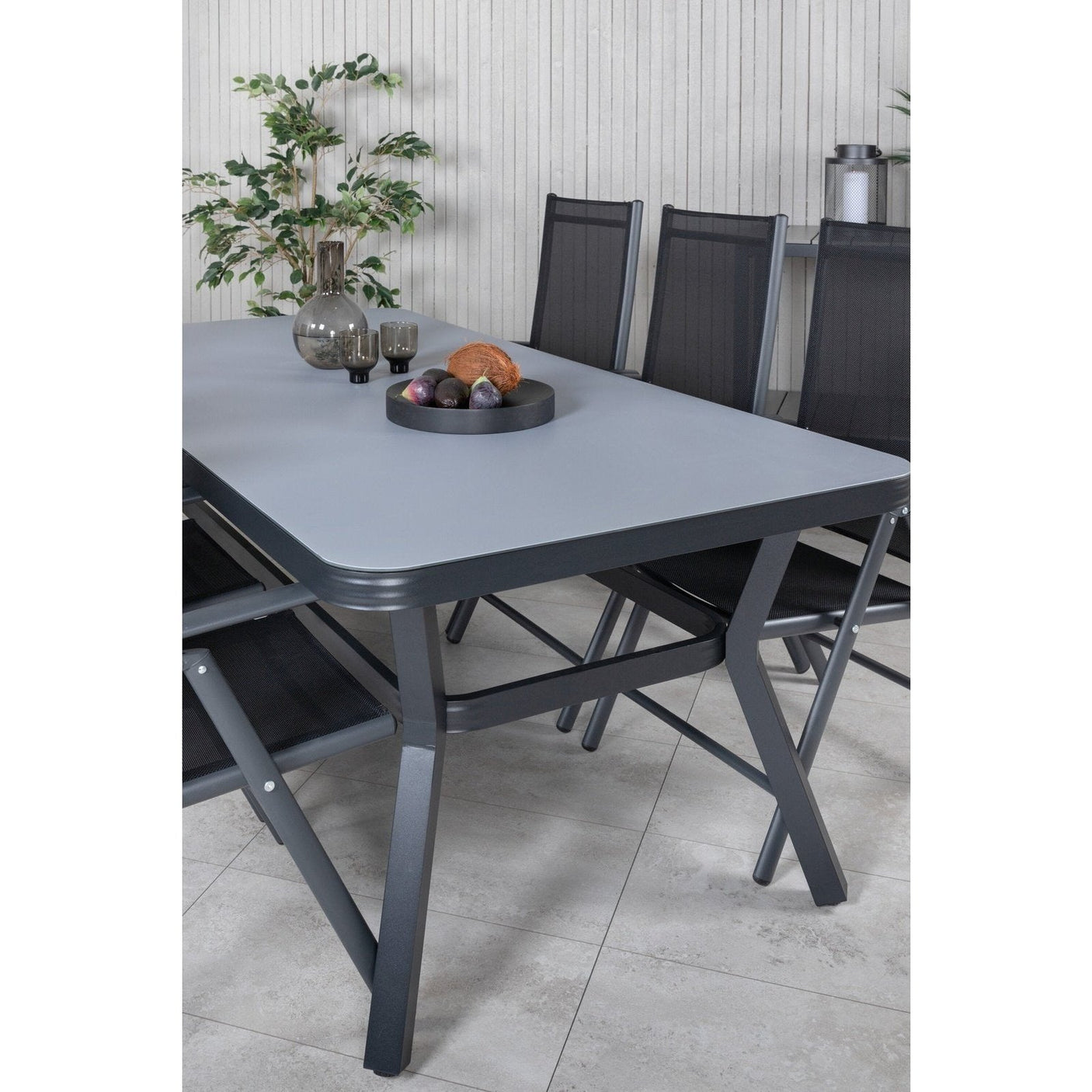 Virya spisebord + Break stol Venture Design Spisegruppe