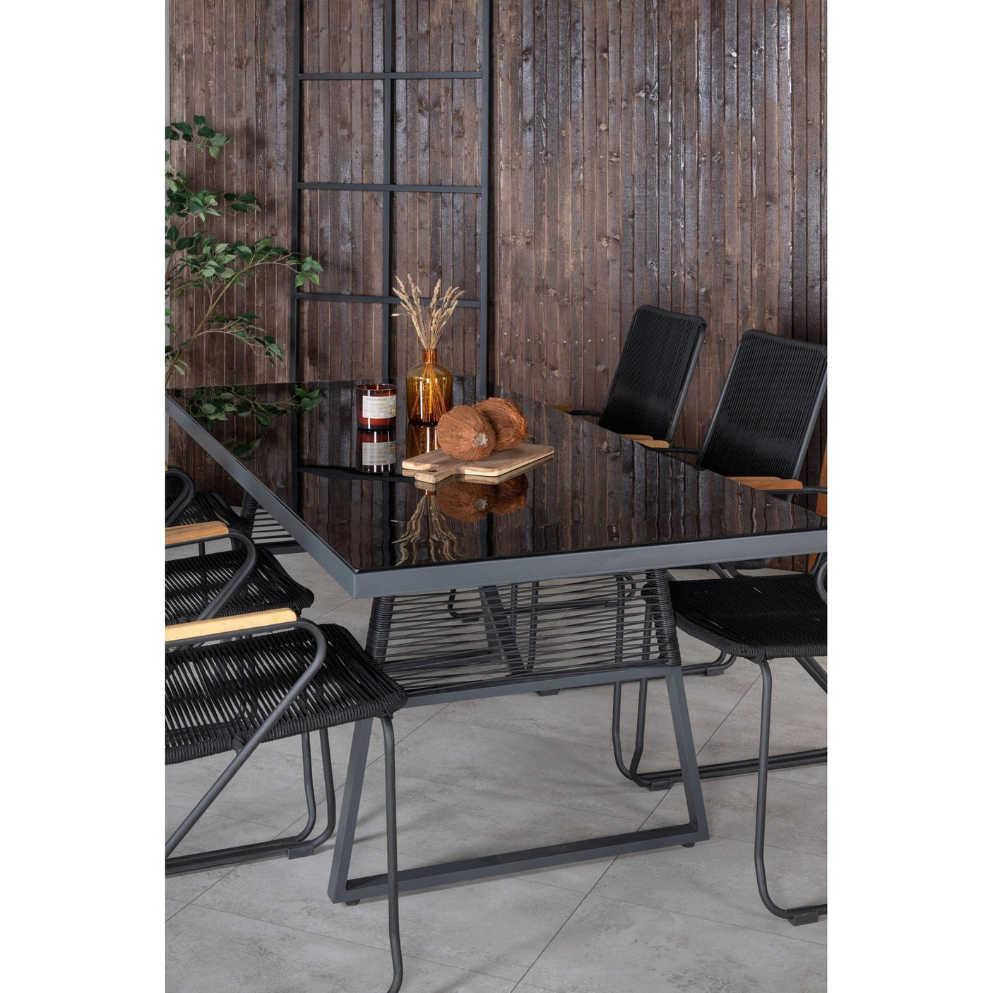 Dallas spisebord + Bois lenestol Venture Design Spisegruppe