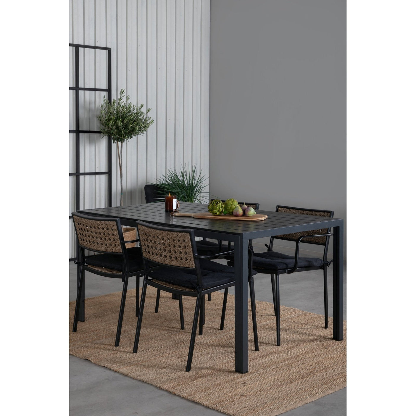Break Table 150*90 + Paola spisestoler Venture Design Spisegruppe