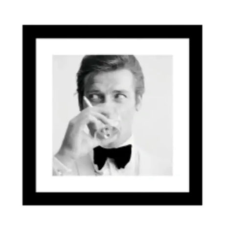 Glass picture w/frame Roger Moore Homefactory
